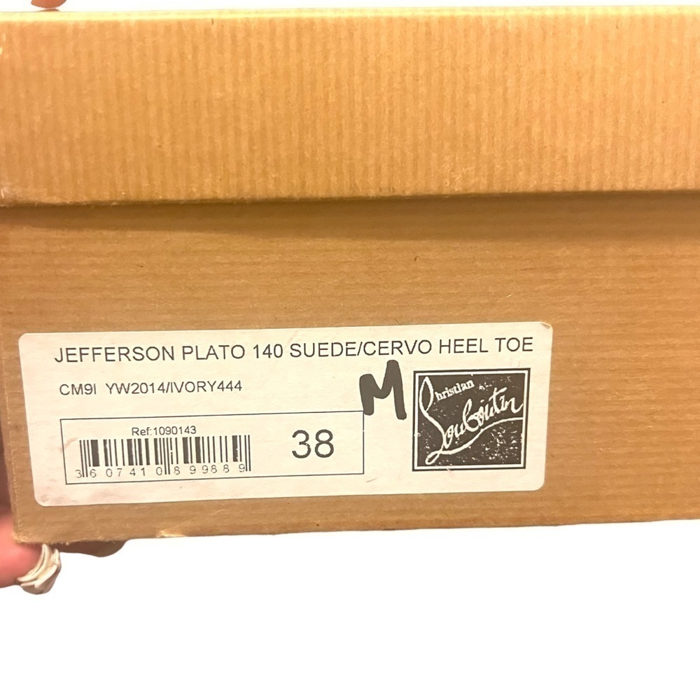 Barely worn Louboutin Jefferson Plato 140 suede/cervo heel toe in yellow sz. 38‌ - Picture 5 of 13